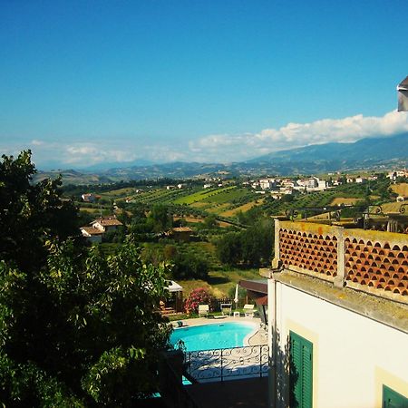 Agriturismo Villa Fiore Torano Nuovo Экстерьер фото