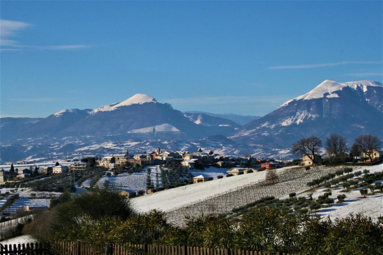 Agriturismo Villa Fiore Torano Nuovo Экстерьер фото